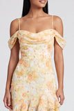 Vestido Amarelo Asimétrico Com Folhos e Ombros Frios