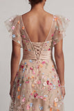 Espartilho de Tule A-Line Champanhe Bordado Floral High-Low Vestido Mãe da Noiva