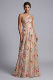 Vestido de Mãe da Noiva floral franzido em tule champanhe linha A de um ombro