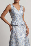 Vestido de Mãe da Noiva Azul Poeirento, Linha A, Decote em V, Longo Jacquard Floral