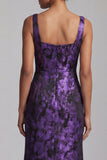 Vestido de Mãe da Noiva Floral em Roxo Escuro com Franzidas