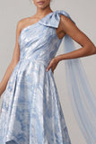 Vestido de Mãe da Noiva Azul Celeste Floral Linha A High Low com laço