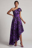 Vestido de Mãe da Noiva de um ombro roxo escuro alto e baixo A Line