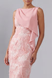 Blush Bateau Sheath Vestido Midi de Lantejoulas Mãe da Noiva