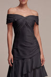 Vestido de gravata preta longa Linha A com Folhos