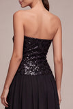 Vestido de gravata preta Midi A Stripless Cintilante com Lantejoulas