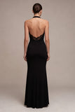 Vestido formal longo de sereia sem costas com capças pretas