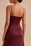 Vestido formal longo de sereia com alças finas com folhos e Borgonha