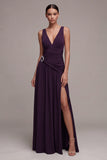 Vestido Formal Ameixa Linha A com decote em V e Strass
