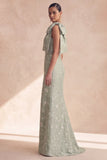 Vestido de dama de honor sereia floral de sálvia de um ombro