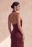 Vestido formal longo de sereia com decote caber halter e franzido