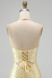 Bodycon Caber Neck Cut Cut Pearls Yellow Homecoming Dress com bordas