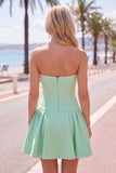 Vestido de Finalistas A-Line de Pérolas Sem Alças Menta com Laço