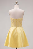 Vestido de Finalista Amarelo Espartilho A-Line Pearls com laço