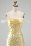 Corset Amarelo Bodycon Ombro Descoberto Pérolas Vestido Curto de Boas-Vindas com Missangas