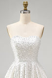 Vestido branco de Mini-Pérola com Pérolas A Line, Branco Sem Alças e Folhos