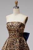 Vestido curto de regresso a casa sem alças com padrão de leopardo castanho, com laço nas costas oversized