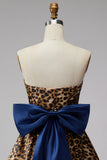 Vestido curto de regresso a casa sem alças com padrão de leopardo castanho, com laço nas costas oversized
