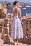 Vestido midi floral midi verde de decote quadrado com contas e renda nas costas