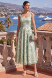 Vestido midi floral midi verde de decote quadrado com contas e renda nas costas