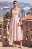 Vestido midi floral midi verde de decote quadrado com contas e renda nas costas