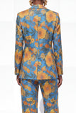 Fato feminino de mulher de um botão floral azul com 2 peças e entalhe