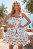 Espartilho branco A-Line Sweetheart Vestido de Finalistas com Franzes