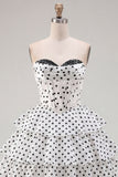 Espartilho branco A-Line Sweetheart Vestido de Finalistas com Franzes