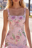Vestido de regresso a casa com lantejoulas cor-decote quadrado com lantejoulas cor-decote quadrado e folhos