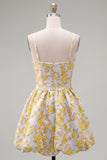 Vestido de Regresso a Casa Amarelo de Alças Escassas em Linha A