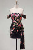 Vestido preto bodycon com flores de homecoming com faixa