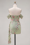 Vestido preto bodycon com flores de homecoming com faixa