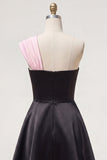 Vestido de Finalistas Preto, Linha em A, Um Ombro, com Flor 3D
