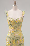 Vestido de Homecoming Bodycon Sweetheart bordado com lantejoulas amarelas