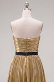 Vestido de regresso a casa, A-Line Metálico Metálico Dourado Plissado, Franzado, com laço
