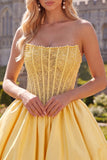 Espartilho amarelo A-Line Strapless transparente com rendas nas costas com pérolas