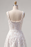 Vestido Curto de Finalistas Branco Branco de Gola Quadrada com Gola Quadrada e Renda