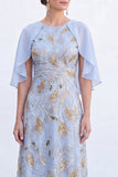 Vestido Longo de Mãe da Noiva com decote redondo verde com decote redondo e capa