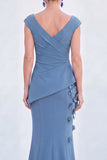 Vestido de Mãe da Noiva com decote em V e decote em V e mangas curtas
