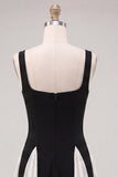 Vestido Curto de Regresso a Casa Preto, Decote Quadrado e Linha A
