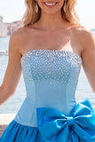 Vestido Curto de Regresso a Casa em Linha A, com alças e fúcsia e alças, com laço
