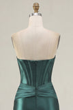 Vestido de Homecoming Bodycon de cetim em cetim verde escuro Corset Sweetheart com faixa