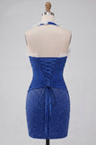 Vestido de Homecoming Bodycon, Bodycon de gola halter azul escura, folhos e missangas franzidas, com renda nas costas
