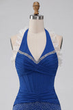 Vestido de Homecoming Bodycon, Bodycon de gola halter azul escura, folhos e missangas franzidas, com renda nas costas