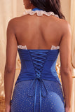 Vestido de Homecoming Bodycon, Bodycon de gola halter azul escura, folhos e missangas franzidas, com renda nas costas