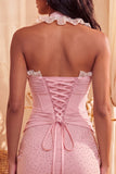 Vestido de Homecoming Bodycon, Bodycon de gola halter azul escura, folhos e missangas franzidas, com renda nas costas