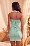 Vestido de Homecoming Bodycon, Bodycon de gola halter azul escura, folhos e missangas franzidas, com renda nas costas