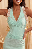Vestido de Homecoming Bodycon, Bodycon de gola halter azul escura, folhos e missangas franzidas, com renda nas costas