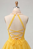 Vestido amarelo A-Line Halter com decote com folhos e franzidos, vestido de regresso às costas
