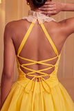 Vestido amarelo A-Line Halter com decote com folhos e franzidos, vestido de regresso às costas